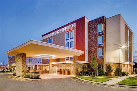 SpringHill Suites by Marriott Carle Place Garden City.